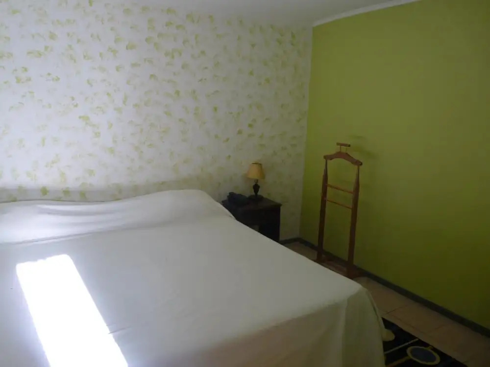 Hotel Railef