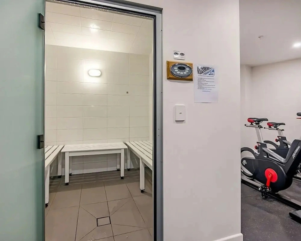 2-bed Beach Apartment With Pool, Parking & Balcony