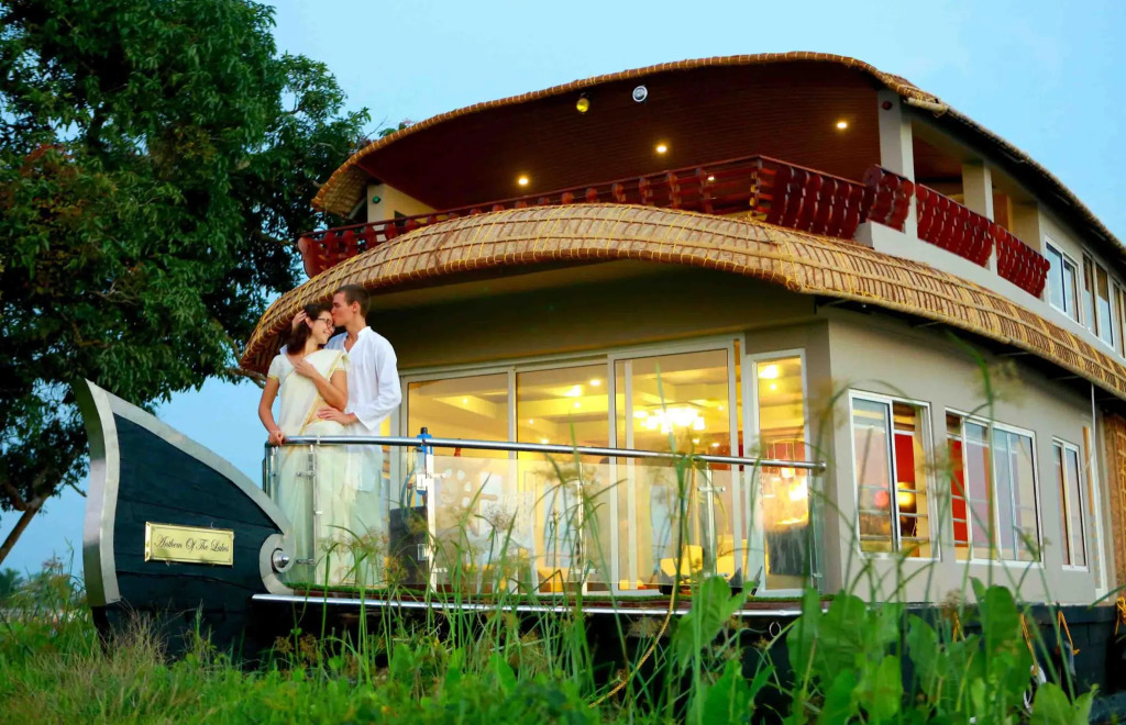 Indiavacationz Houseboats