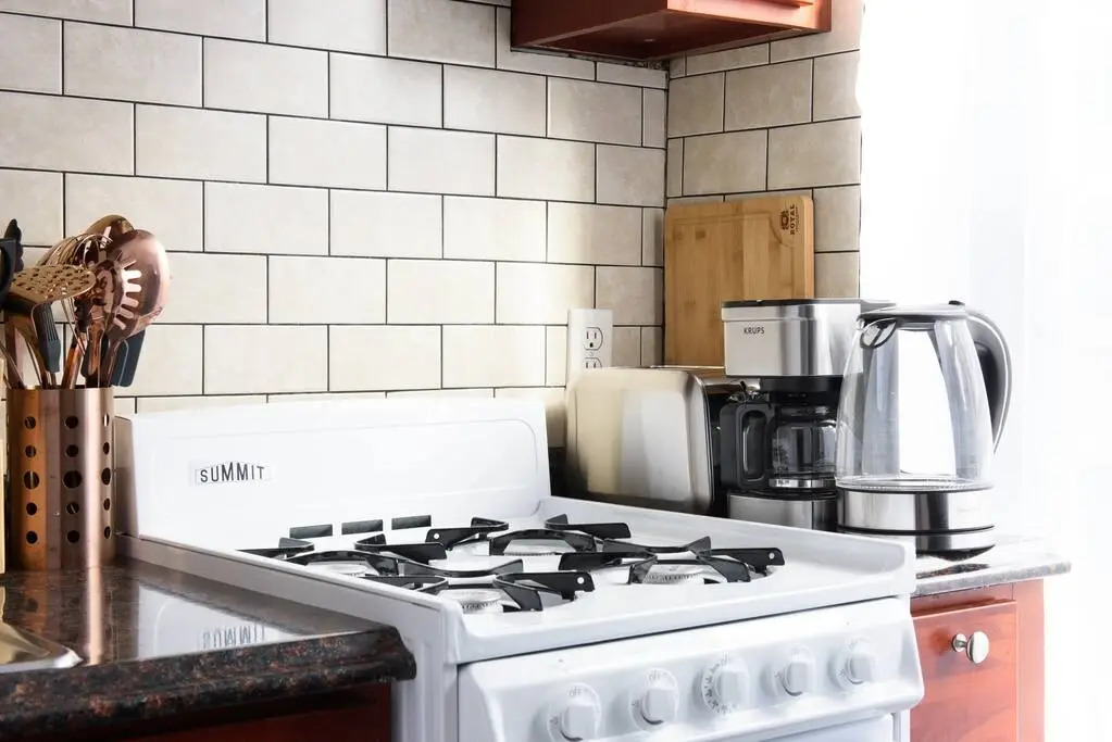 69-4d Trendy Lower East Side 1Br Brand New