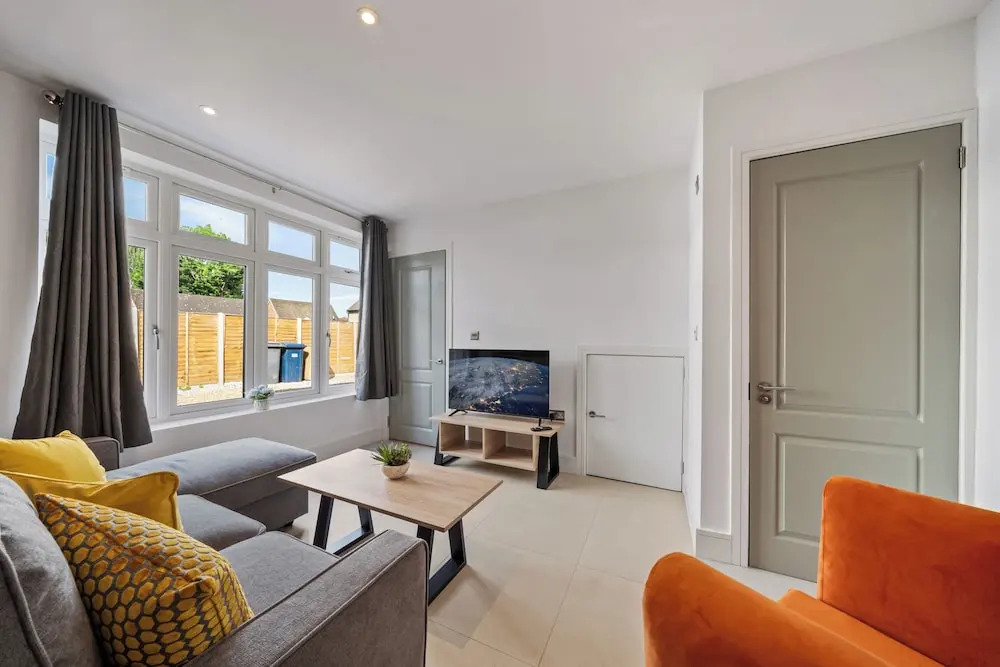 Sebright House