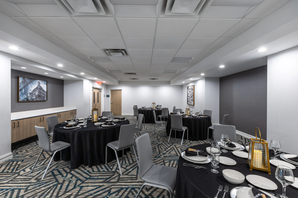 Holiday Inn Anderson by IHG