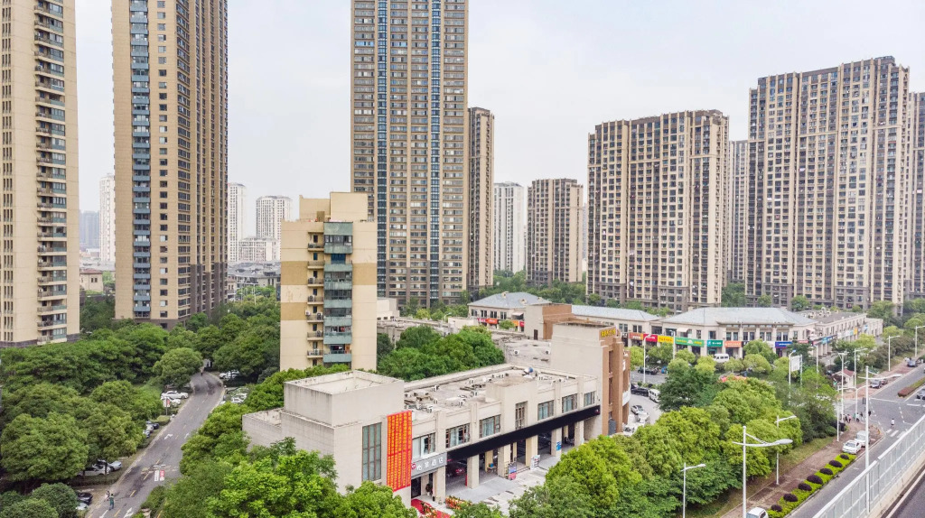Elan Inn Suzhou Dongsha Lake Xinghua Street Light Luxury