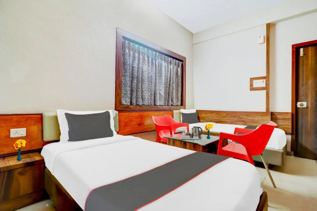 Hotel Green Nest Suites