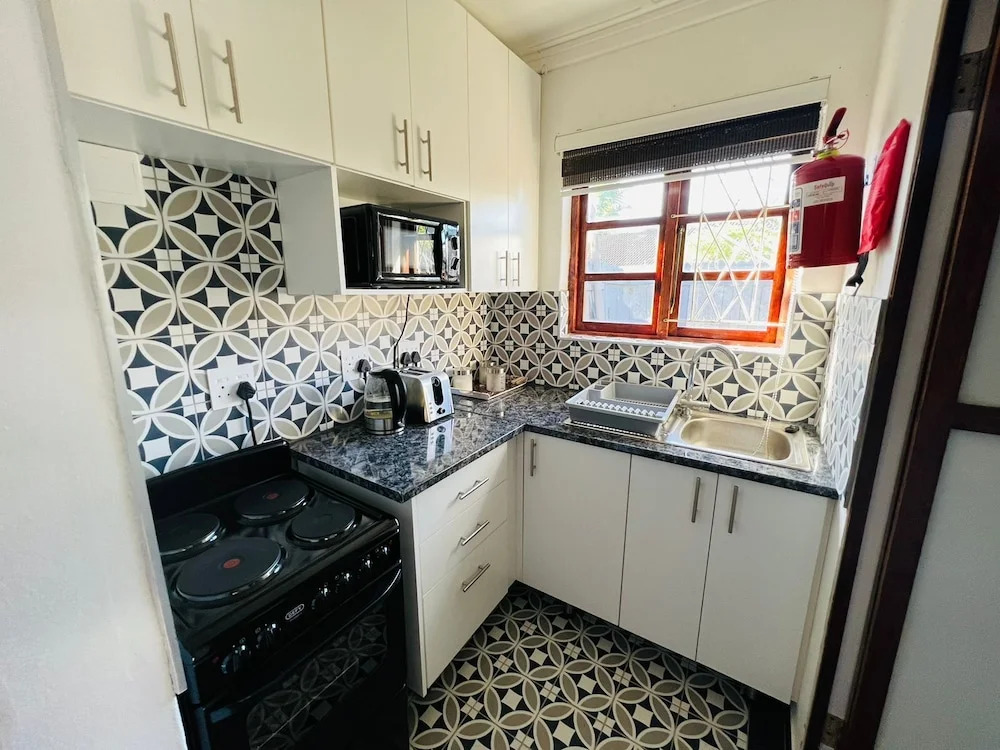 Safi Self-Catering Suites