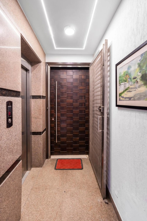 Pentagon - 5 Bedroom Apartment Saket, South Delhi