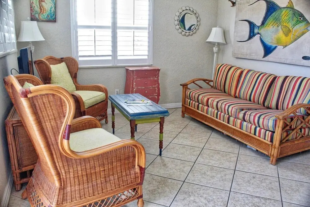 Coconut Grove Beach Resort Suites 1 to 8