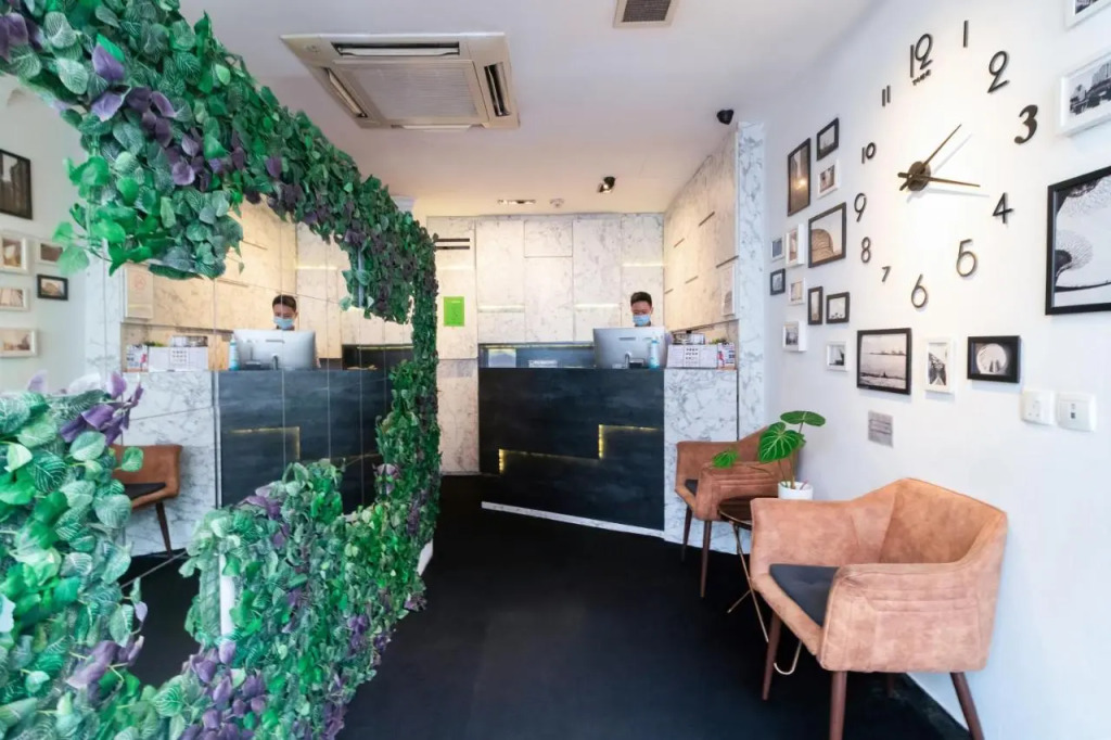 Harbour Ville Hotel Hamilton - Lavender
