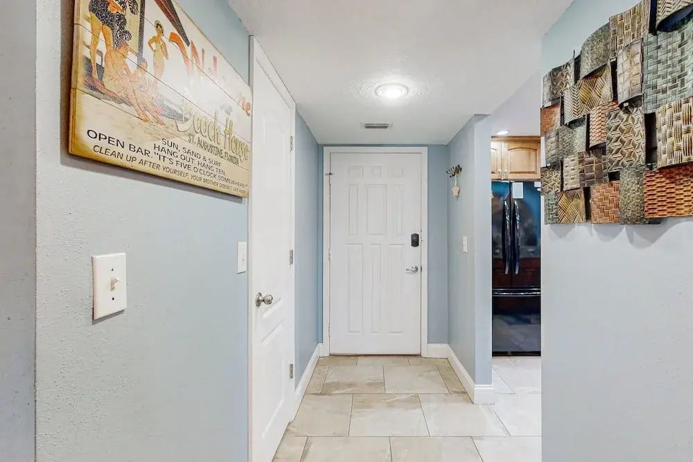 Oceanfront Community w/ Pool, Walk to Beach! condo