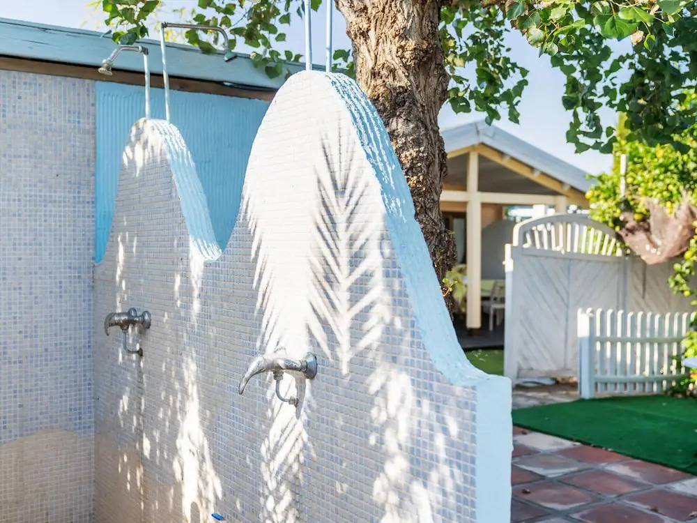 Sun-baked Bungalow in Oliva With Swimming Pool
