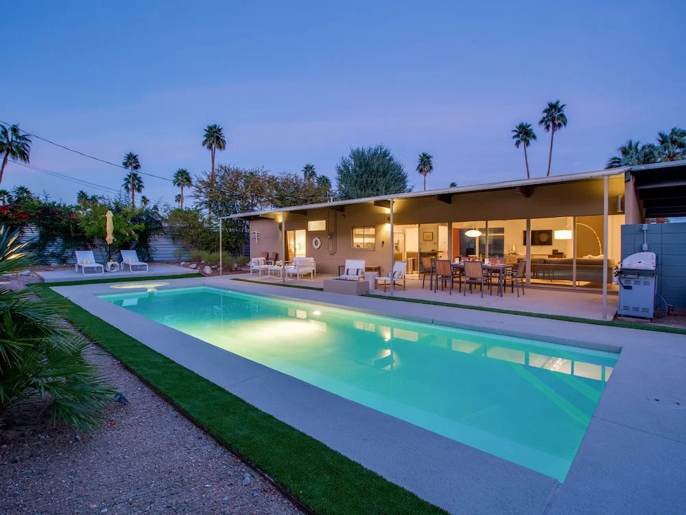 3br/2ba “The Bowie House” Mid-Century Modern W/ Pool And SPA Home