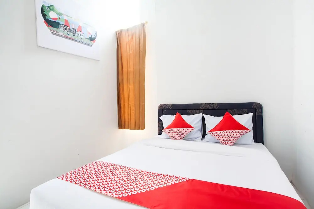 Hotel Anugerah by OYO Rooms