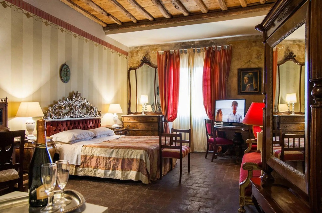 Al Tuscany