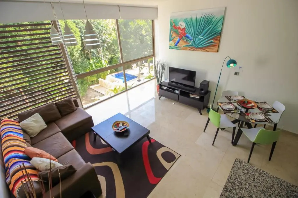 Exceptional 2Story Penthouse with Hot Tub and Rooftop Terrace in Bahia Principe