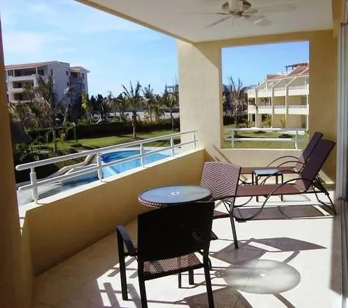 Condo el Pueblo