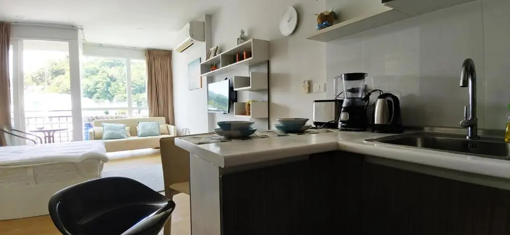 Kata Beach Ozone Superb Fully Equipped Studio Kitchen Washing Machine Aircon