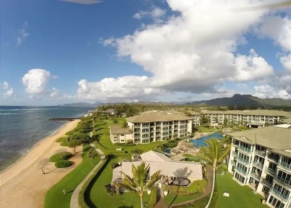 Hale Tiare 2 Bedroom Condo by RedAwning