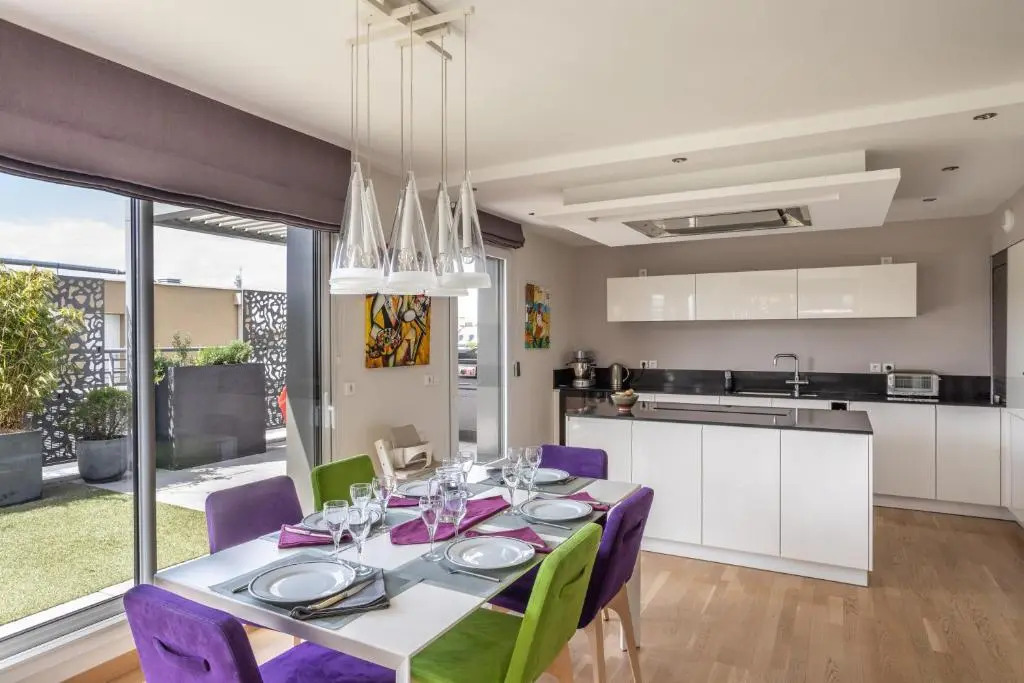 ILLANKA - Appartement 3 chambres avec parking et terrasse proche gare