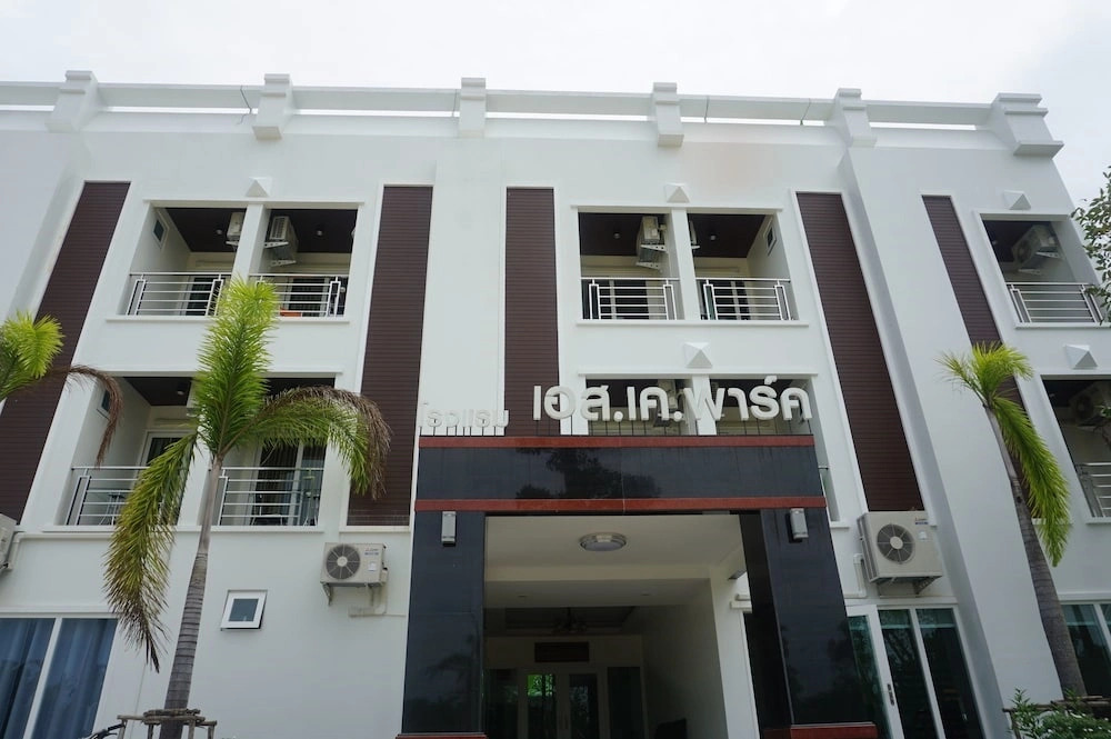 S.K. Park Hotel