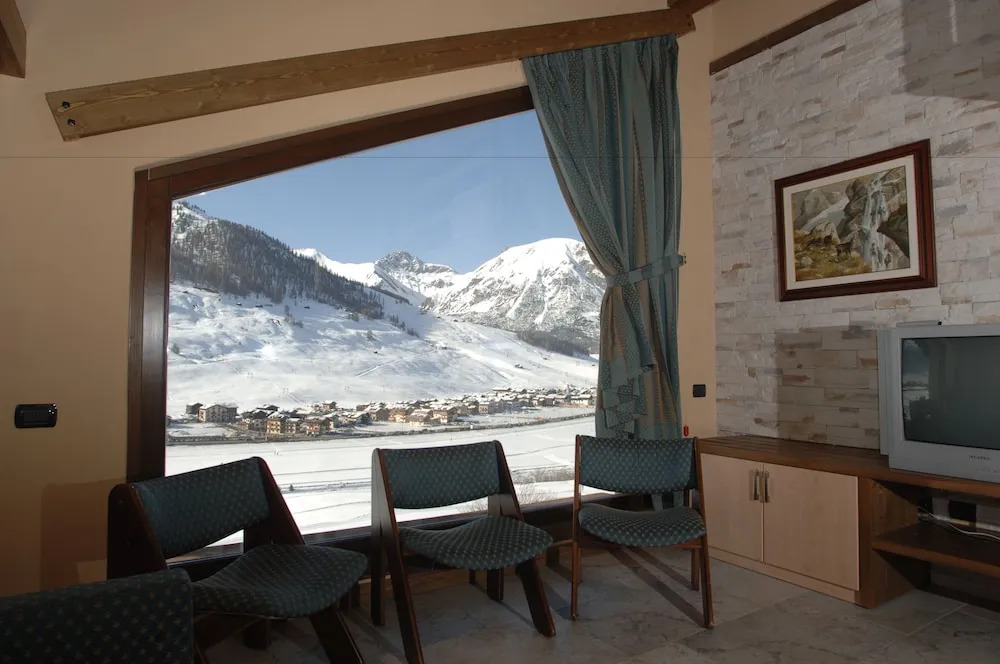 Chalet Garden
