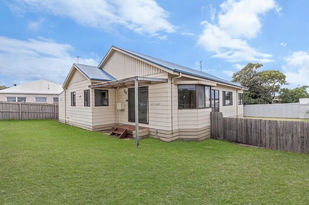 Kepal House - Budget friendly family home
