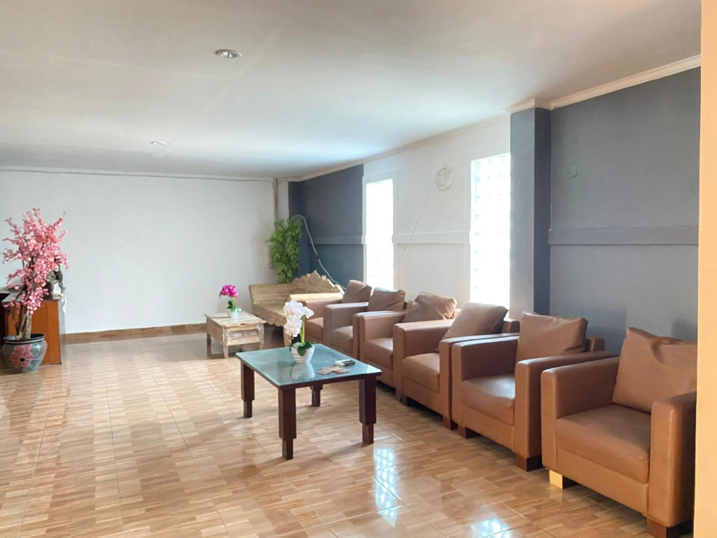 Arta Garden Guest House & Hostel