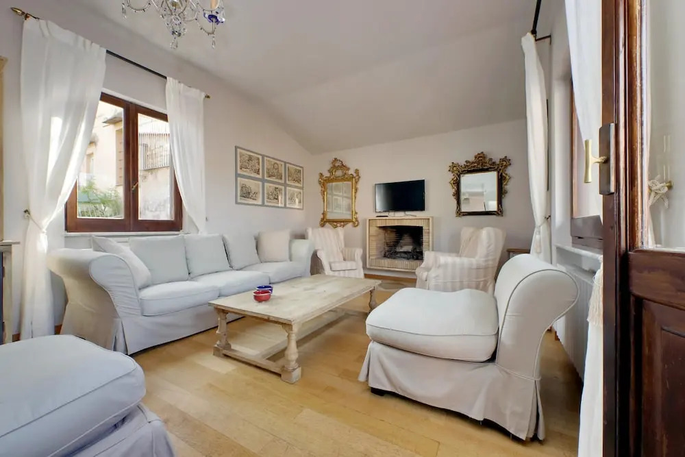Treasurerome Spanish Steps Penthouse 4BR