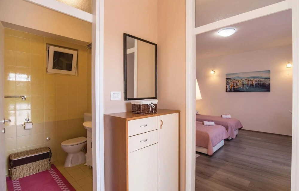 Beautiful Home In Bacina