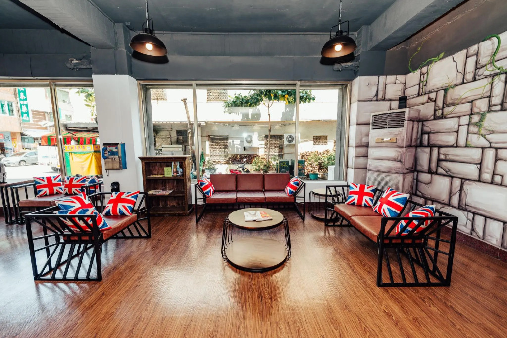 Traveller Inn - Mido Hotel