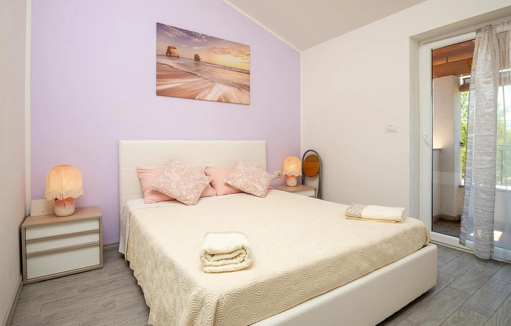 Amazing Home In Filipana