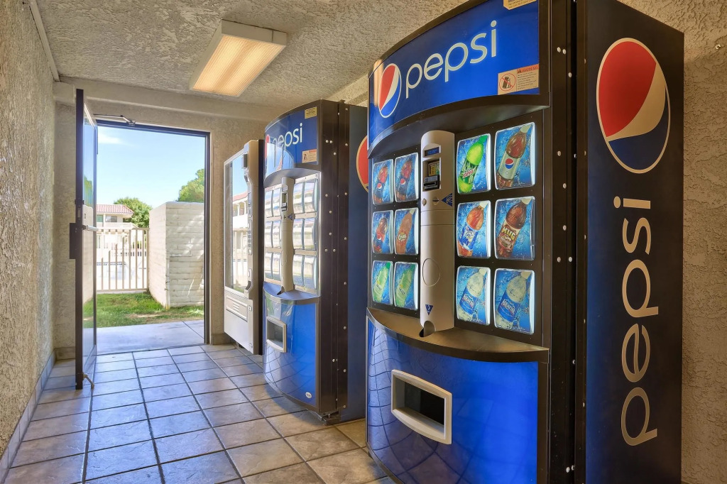 Motel 6-Kingman, AZ - Route 66 East