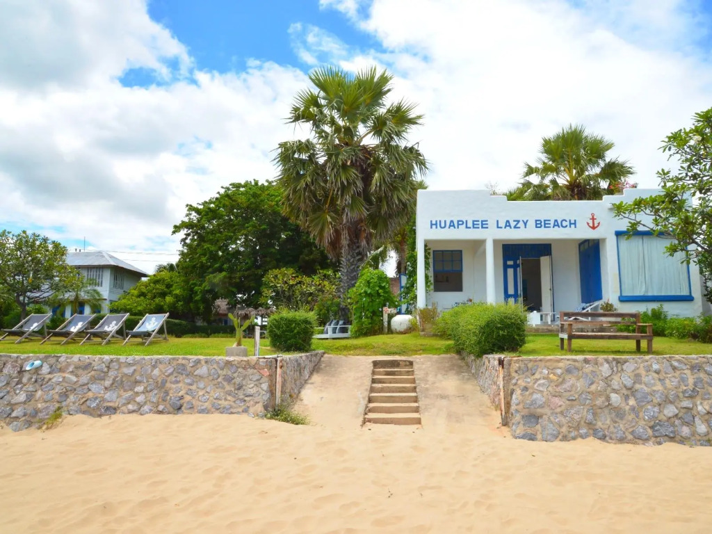 Hua Plee Lazy Beach