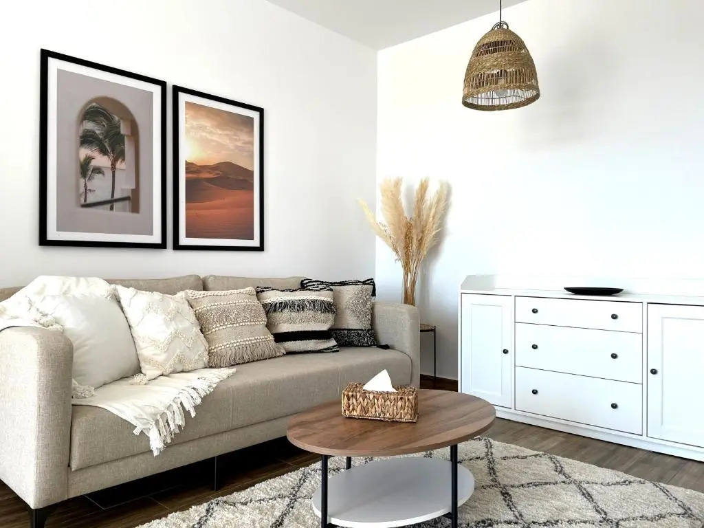 The Palm 1 - free parking central apartment