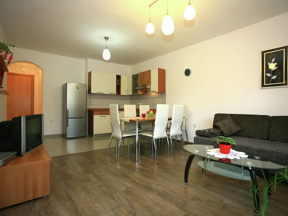 Pleasant Apartment in Krk with Private Terrace
