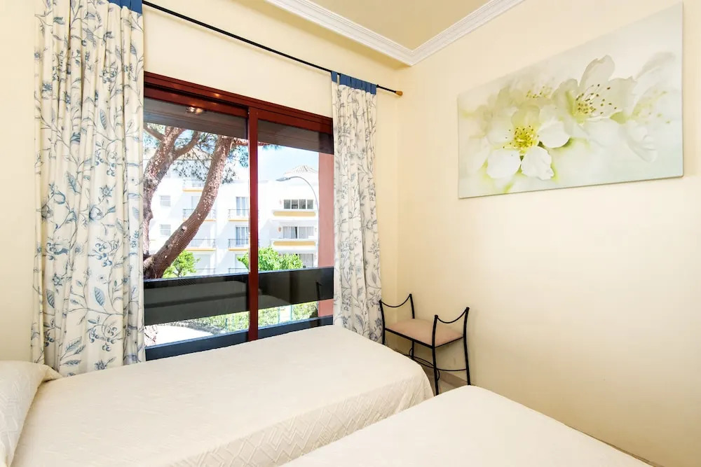 RentAndHomes Marbella Luxury Beach