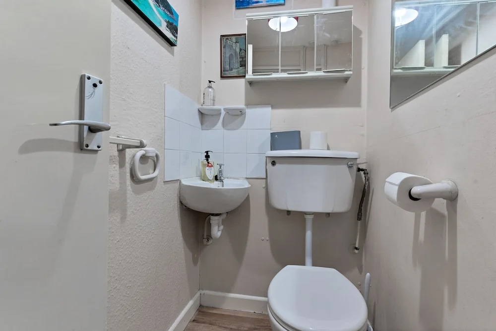 Kensington 3 Bedroom Flat Close2subway