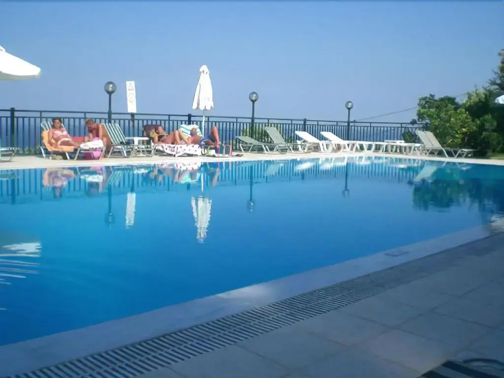 Aronis Apartments