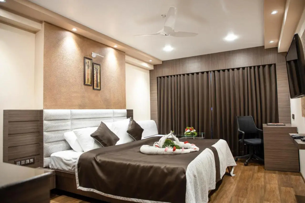 Hotel Rajmahal
