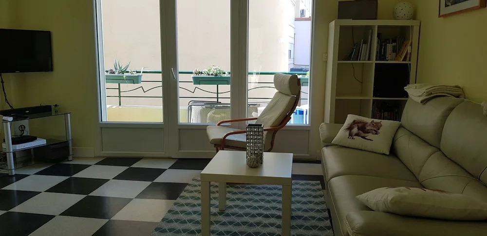Welcome to Cannes - 45 CLEMENCEAU