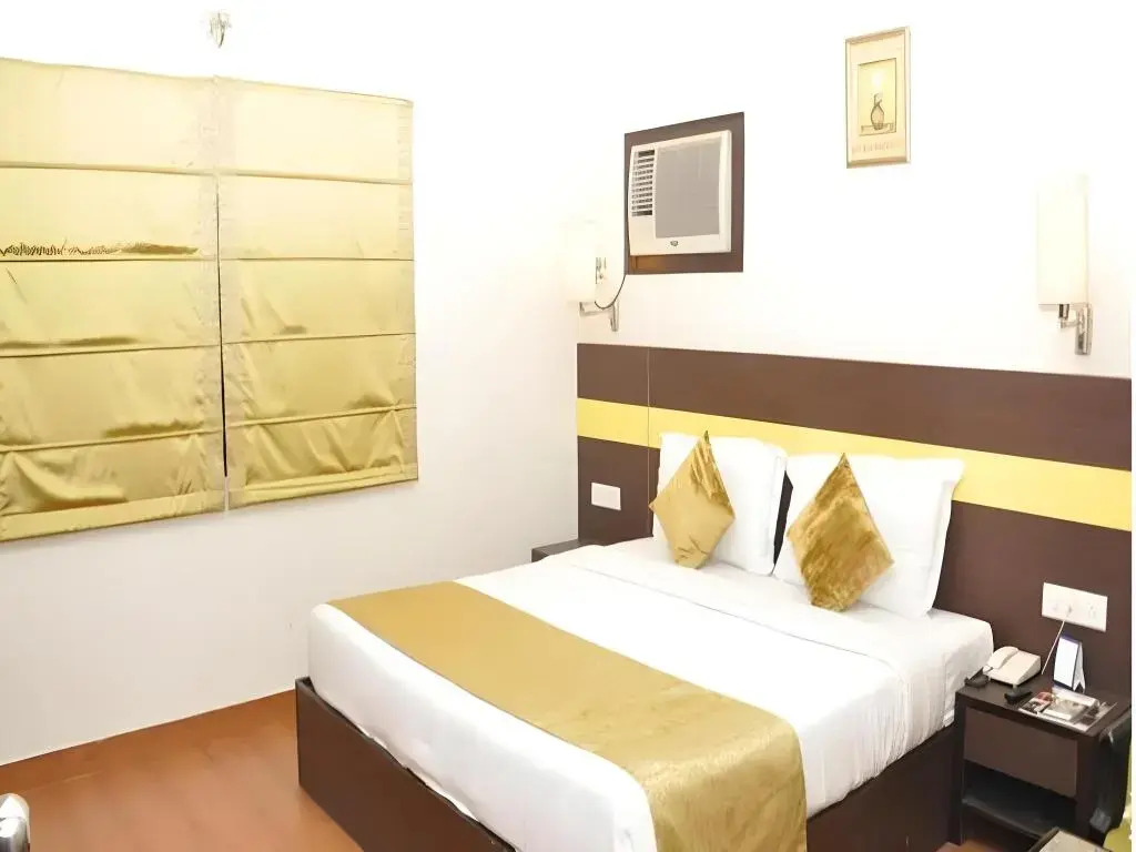 Hotel Empire Regency