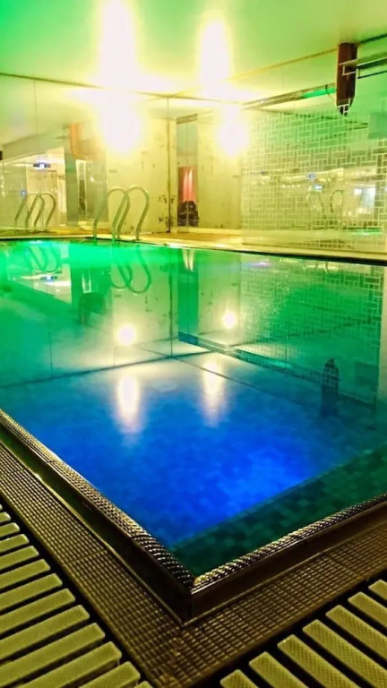 Grace Cox Smart Hotel