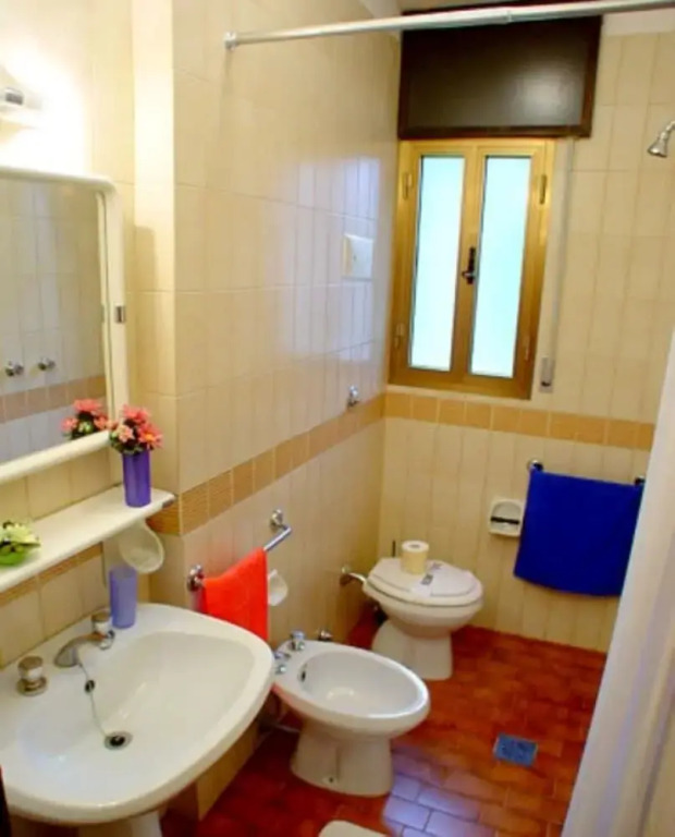 Cozy Apartment With Fenced Garden in Lignano Sabbiadoro