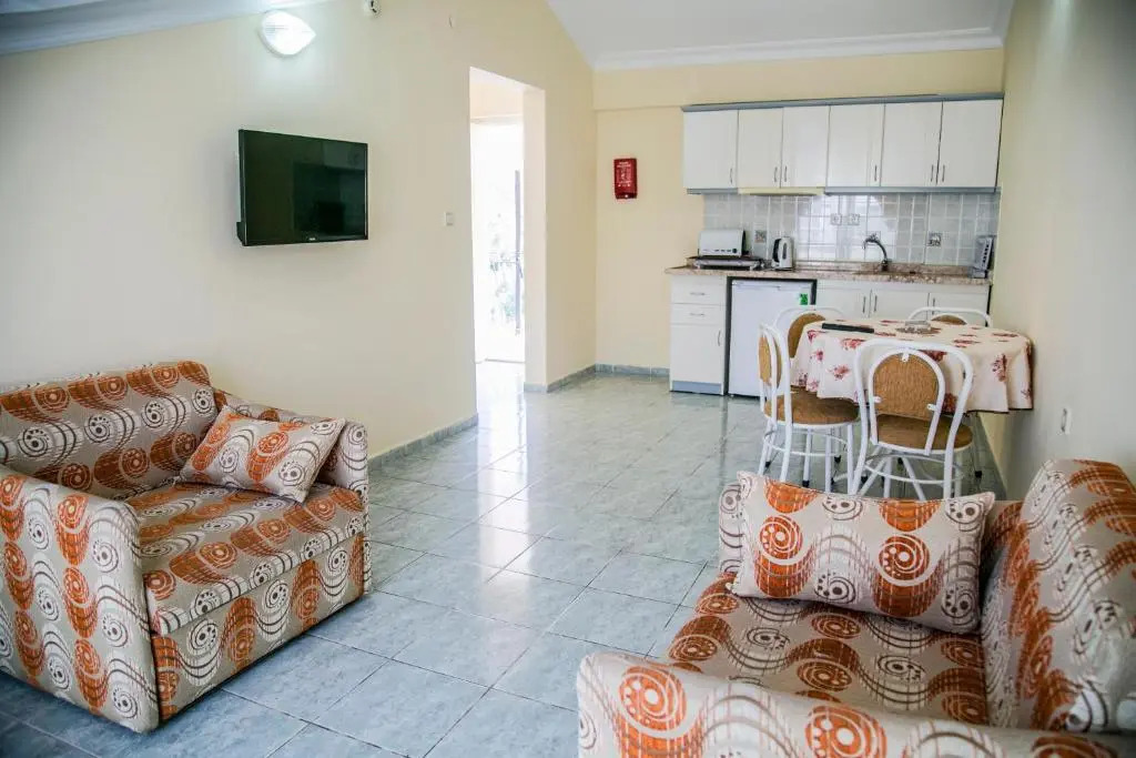 Ozlem 2 Apart Hotel