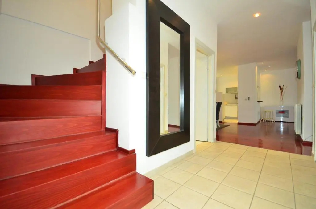 Hi-End Apartment