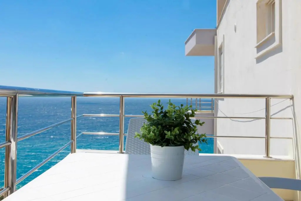 Blue Sea Apartments