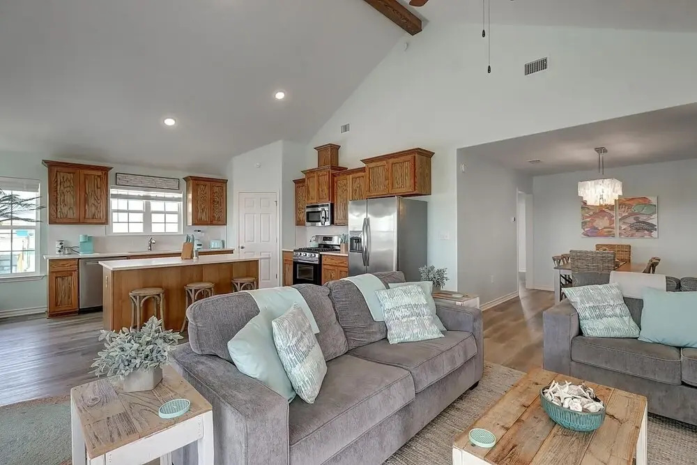 Pelican Paradise 3 Bedroom Home by Redawning