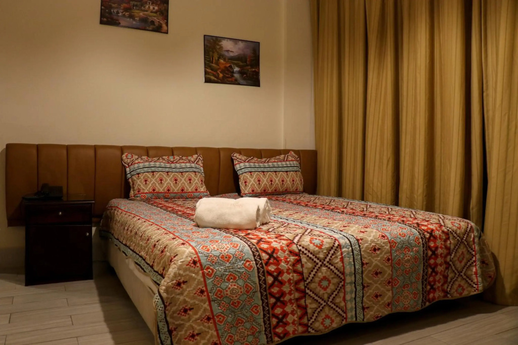 Grand Suites Hotel