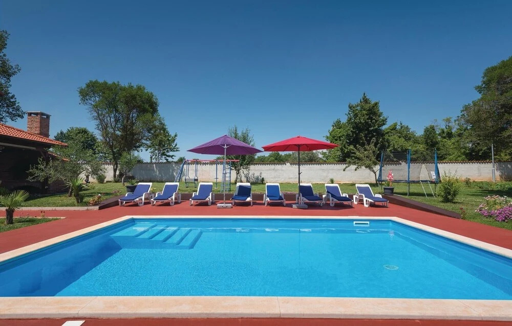 Amazing Home in Marcana With Wifi and 4 Bedrooms
