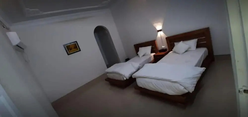 Sharja Hotel And Restaurant