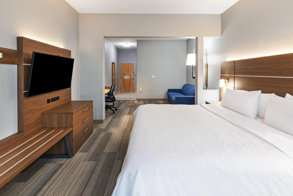 Holiday Inn Express Hotel & Suites Austin NE-Hutto by IHG